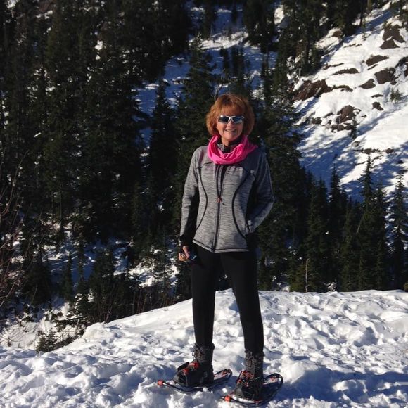 Meet your Posher, Renata - Picture 1 of 1